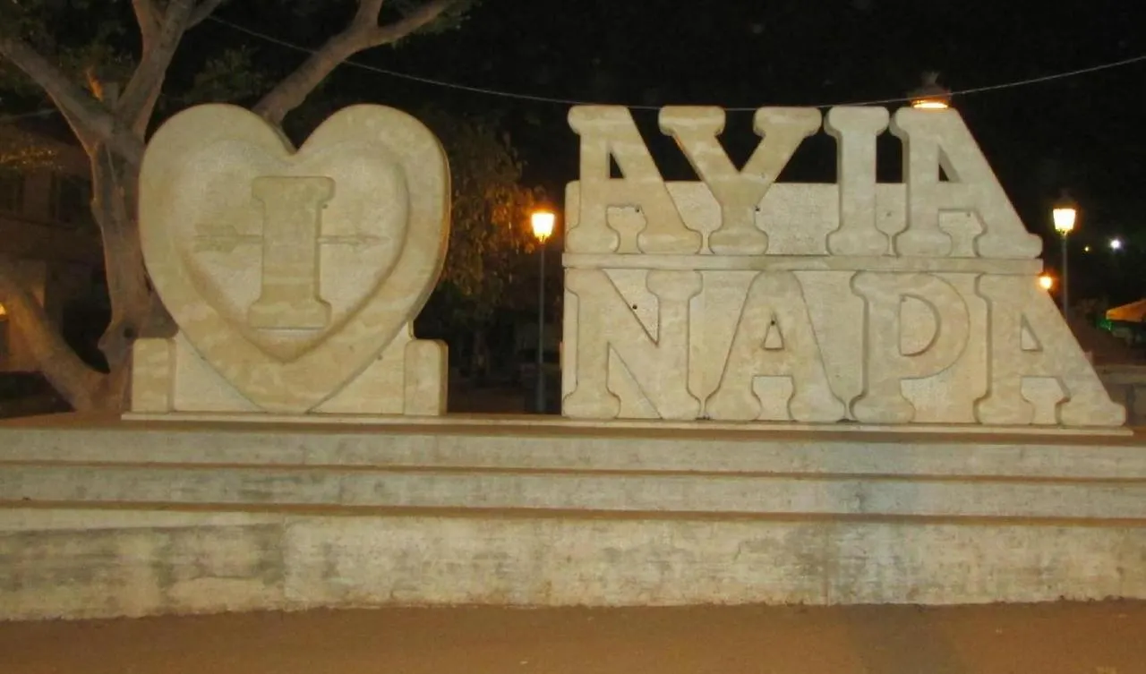 Hidden Lights Apartment Agia Napa